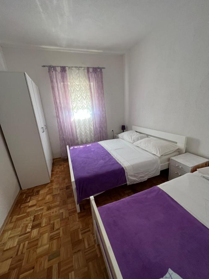 Apartment Vujcic Donji Okrug  Eksteriør billede