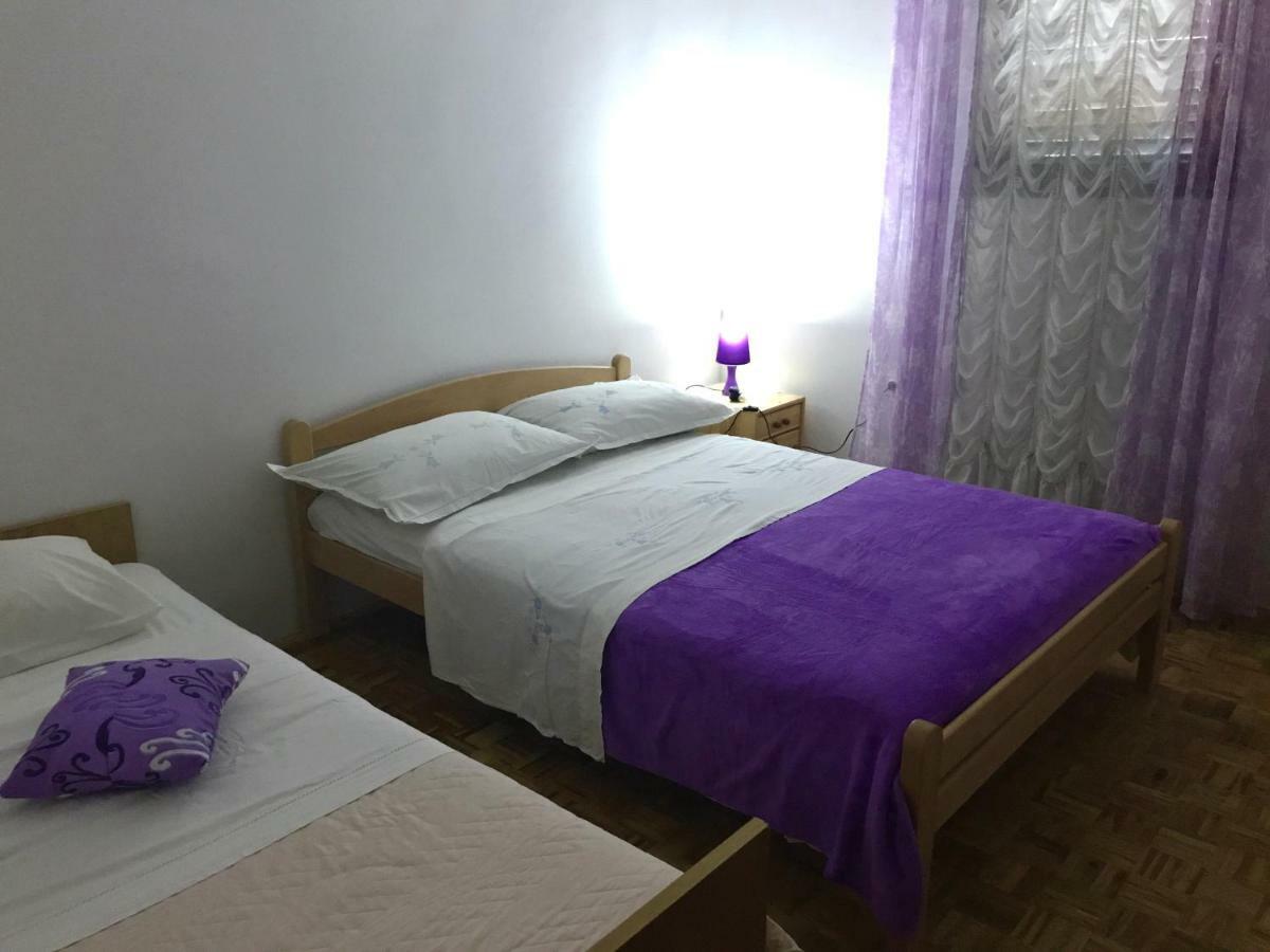 Apartment Vujcic Donji Okrug  Eksteriør billede